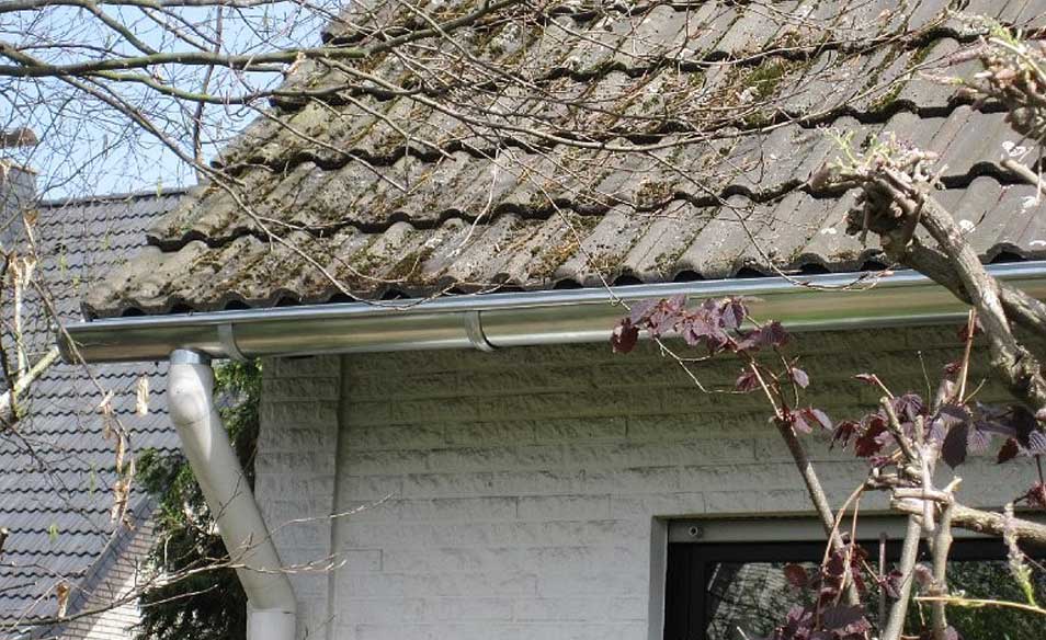 Dachrinnen | Dachtechnik Pohl – Qualitatives Dachdecker-Handwerk in Moers Dachrinnen | Dachtechnik Pohl – Qualitatives Dachdecker-Handwerk in Moers